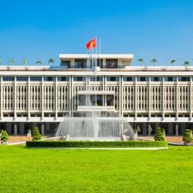 THÁNG 5 RỰC RỠ – Một ngày sống trọn tinh thần Việt