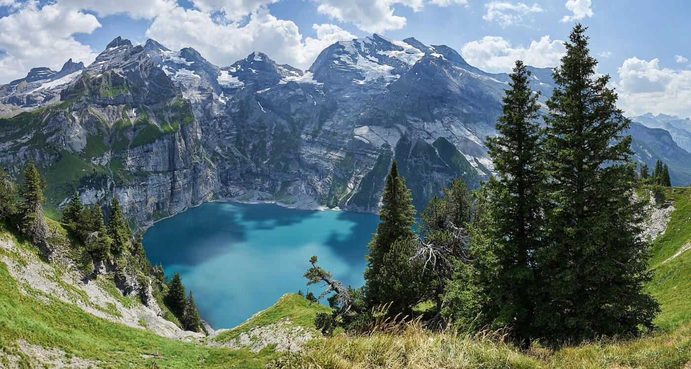 DU LỊCH THỤY SĨ KHÁM PHÁ HỒ OESCHINEN – VIÊN NGỌC XANH GIỮA DÃY ALPS